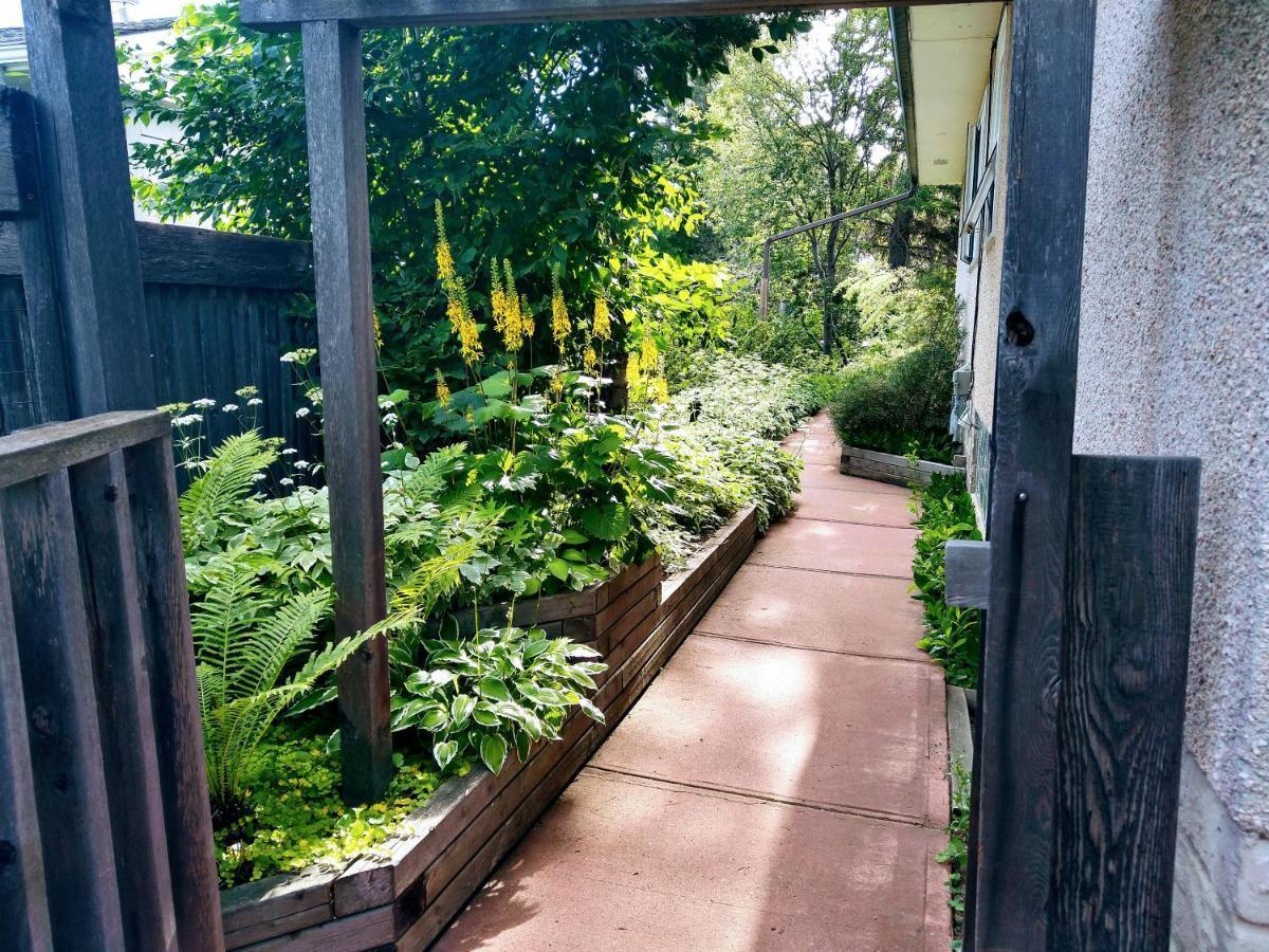 U Of A Homestay, Trails & Whyte Ave Edmonton Exteriér fotografie